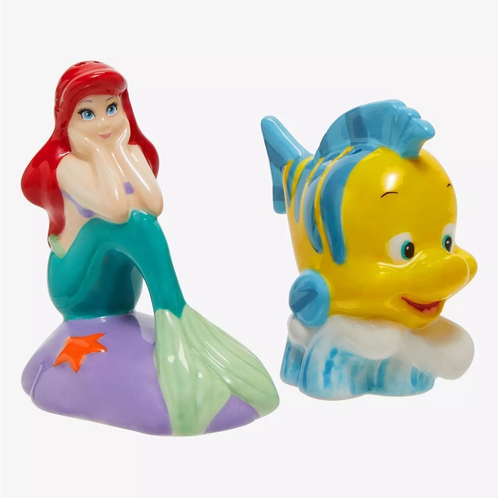 *NEW* Disney The Little Mermaid Ariel & Flounder Salt and Pepper Shakers